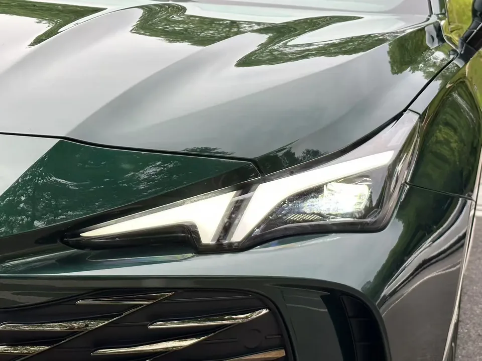 MG 7 MG7 2023 2.0T Automatic Beauty Hunter Luxury Edition 2024 — thumbnail 3