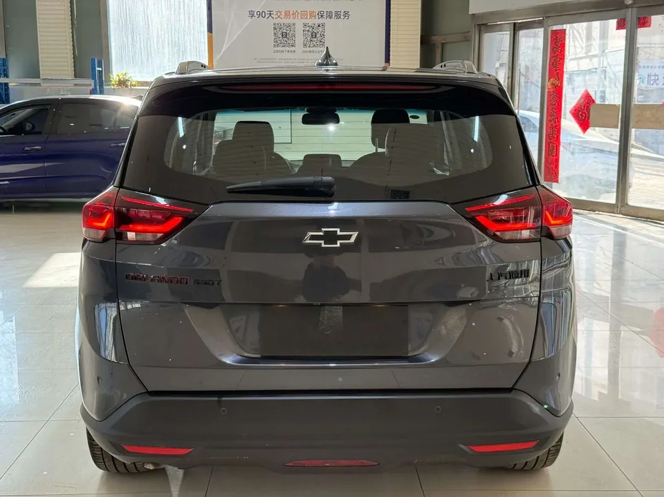 Chevrolet Volando light hybrid Redline 530T indulgent version (5+2 models) 2023 — миниатюра 2