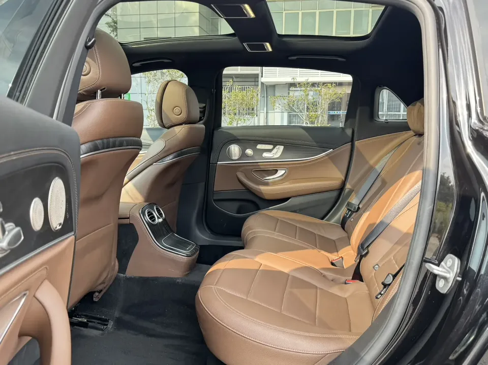 Mercedes-Benz E-Class E-Class 2023 Mercedes-Benz E-Class 2023 E 300 L Fashionable Sports Sedan 2022 — thumbnail 5