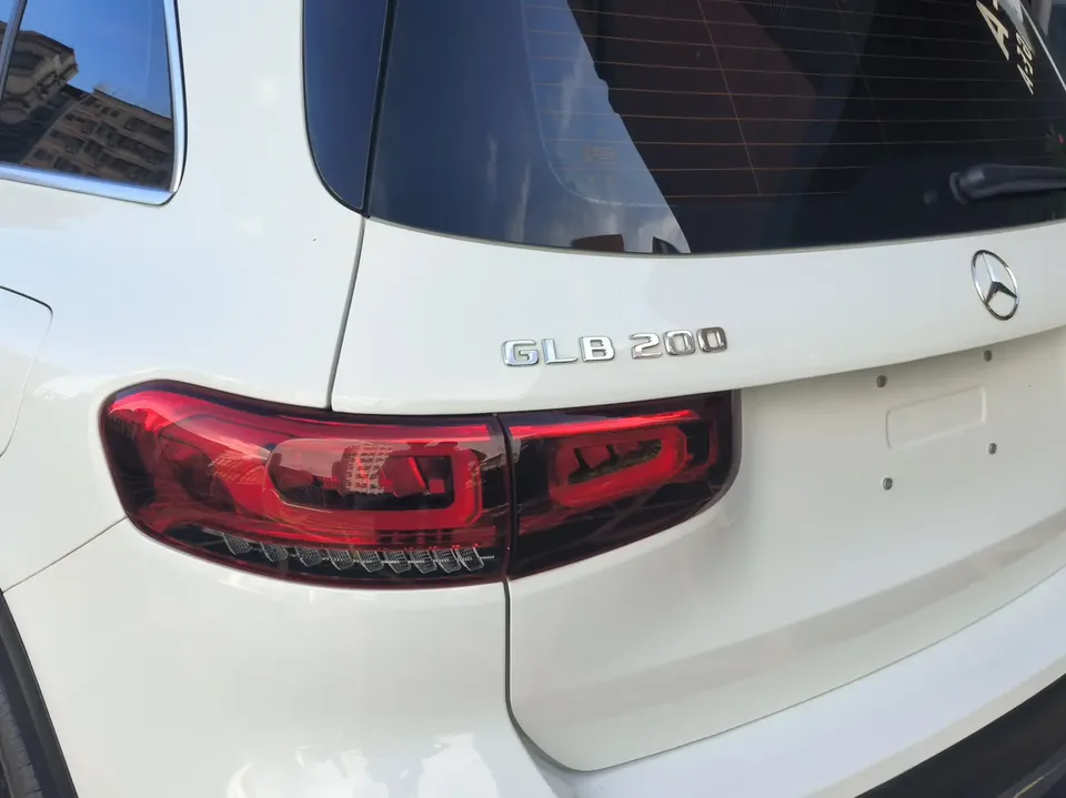 Mercedes-Benz GLB-Class Mercedes-Benz GLB 2022 facelift GLB 200 Fashion Edition 2022 — миниатюра 3