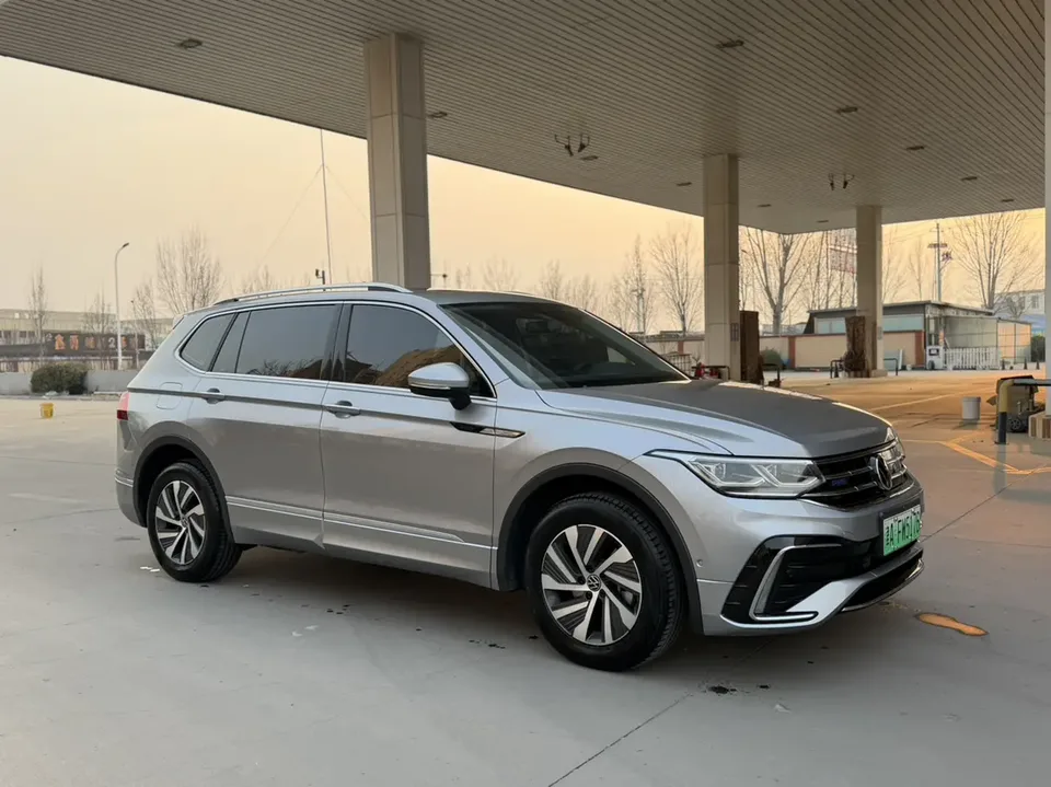 Volkswagen Tiguan L PHEV 2024