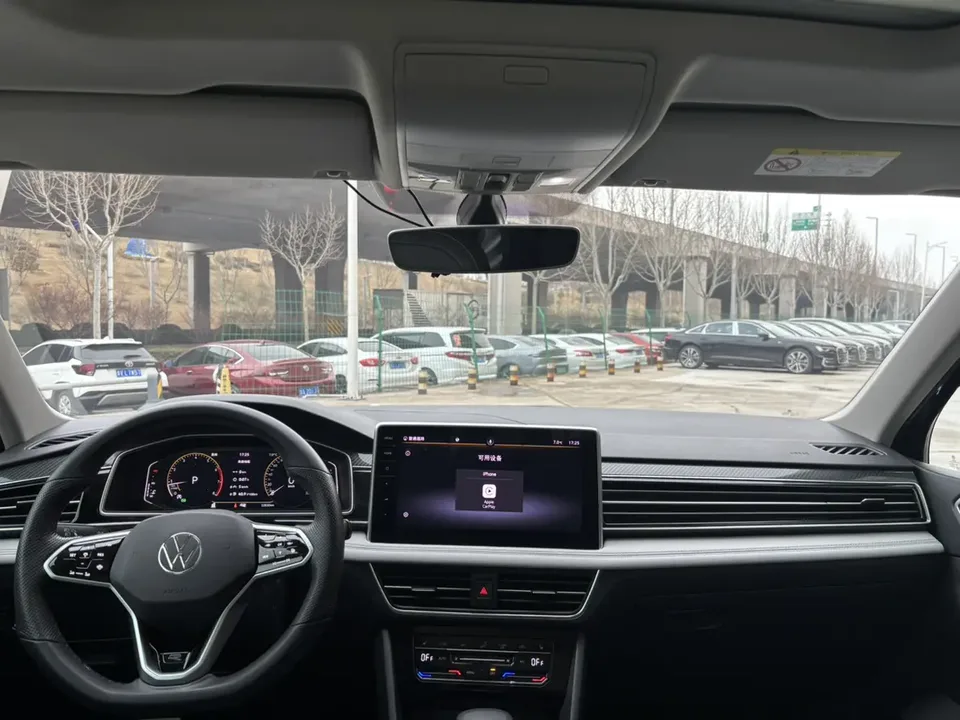 Volkswagen Tiguan L Tiguan L 2022 330TSI Automatic 2WD R-Line Enjoy Edition 2022 — миниатюра 3