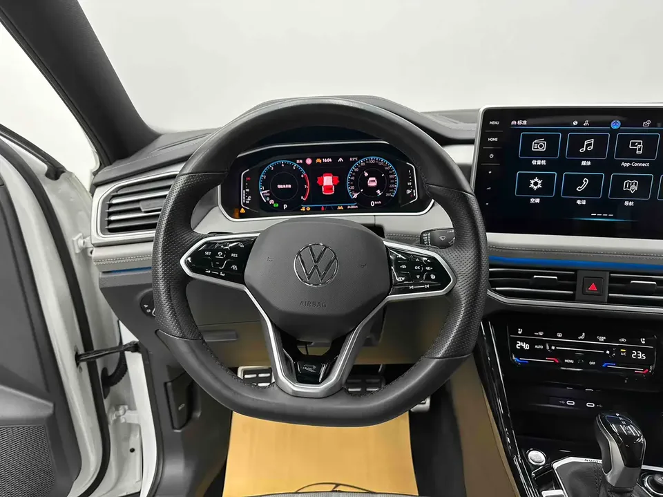 Volkswagen Tayron Tanyue Modified 380TSI 4WD R-Line Pro Smart Edition 2023 — thumbnail 4