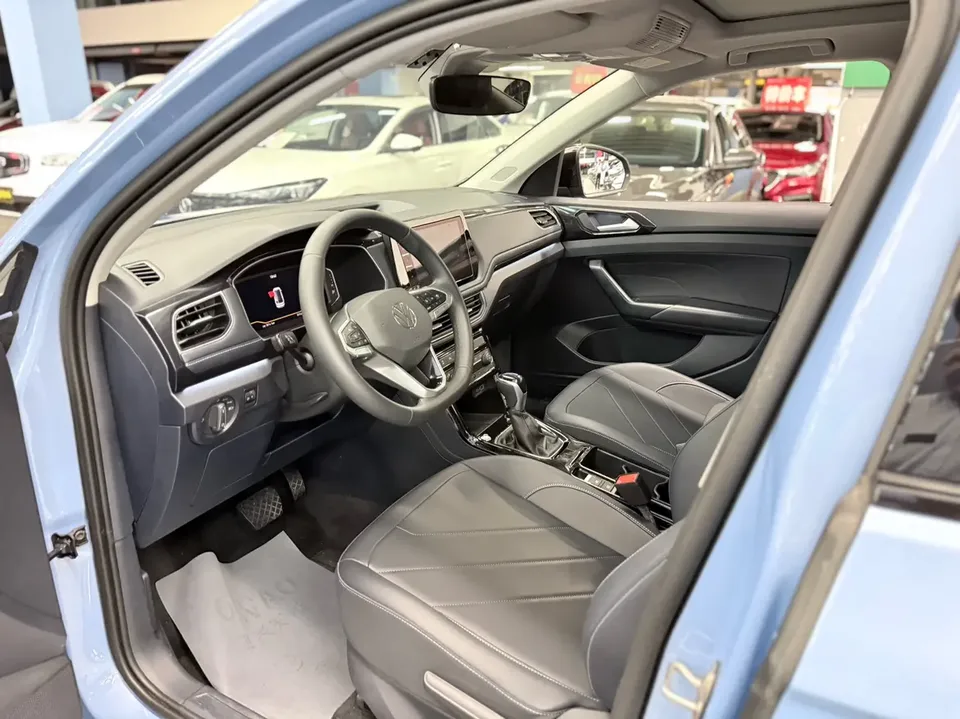 Volkswagen Tharu Tuyue 2025 New 300TSI Ruixiang Edition 2024 — миниатюра 5