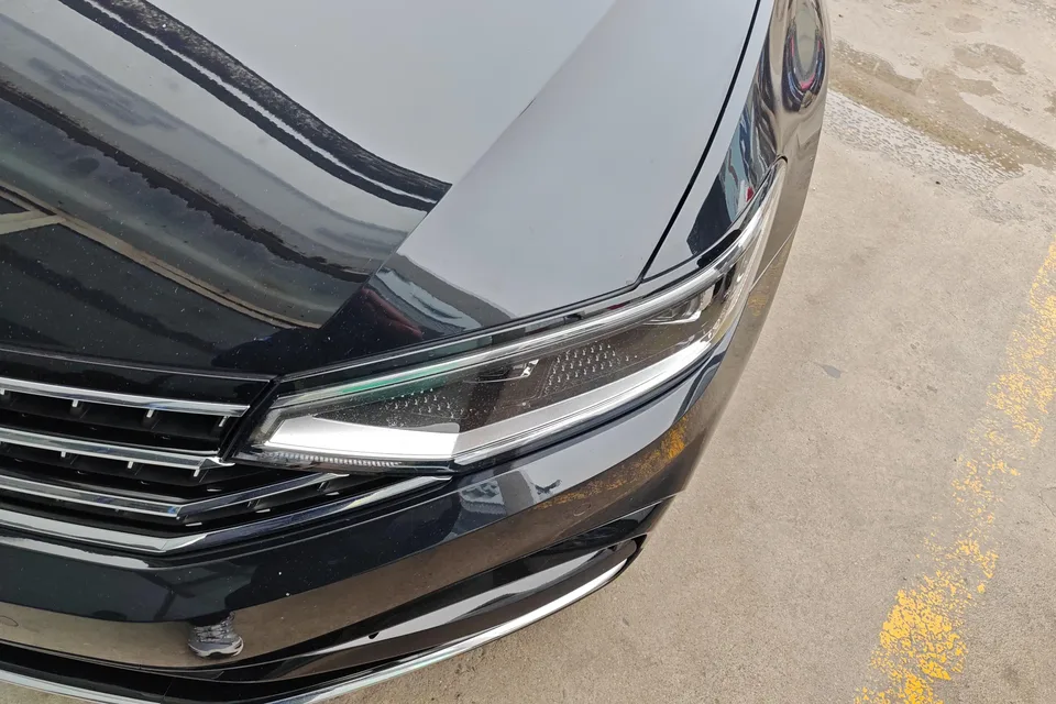 Volkswagen Magotan Magotan 2023 2 million commemorative edition 330TSI DSG luxury model 2024 — миниатюра 2