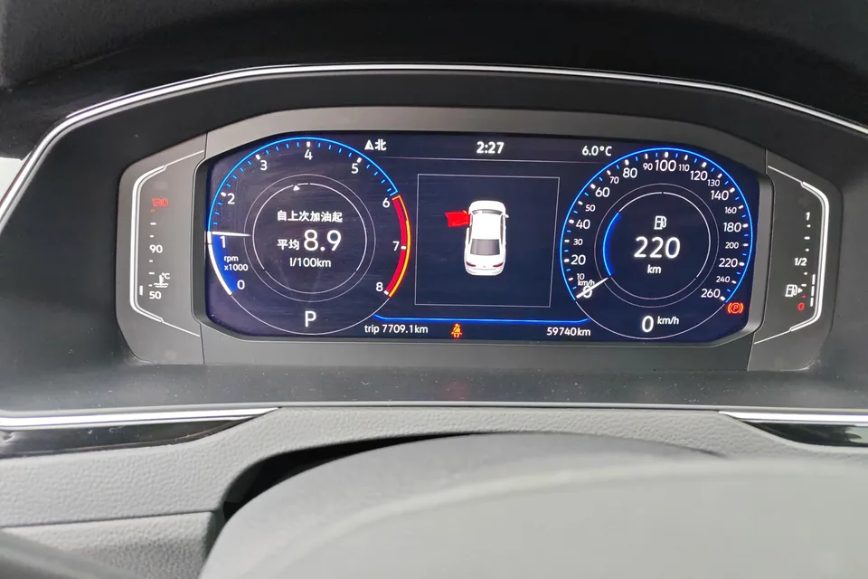 Volkswagen Magotan Magotan 2023 2 million commemorative edition 330TSI DSG luxury model 2024 — миниатюра 4