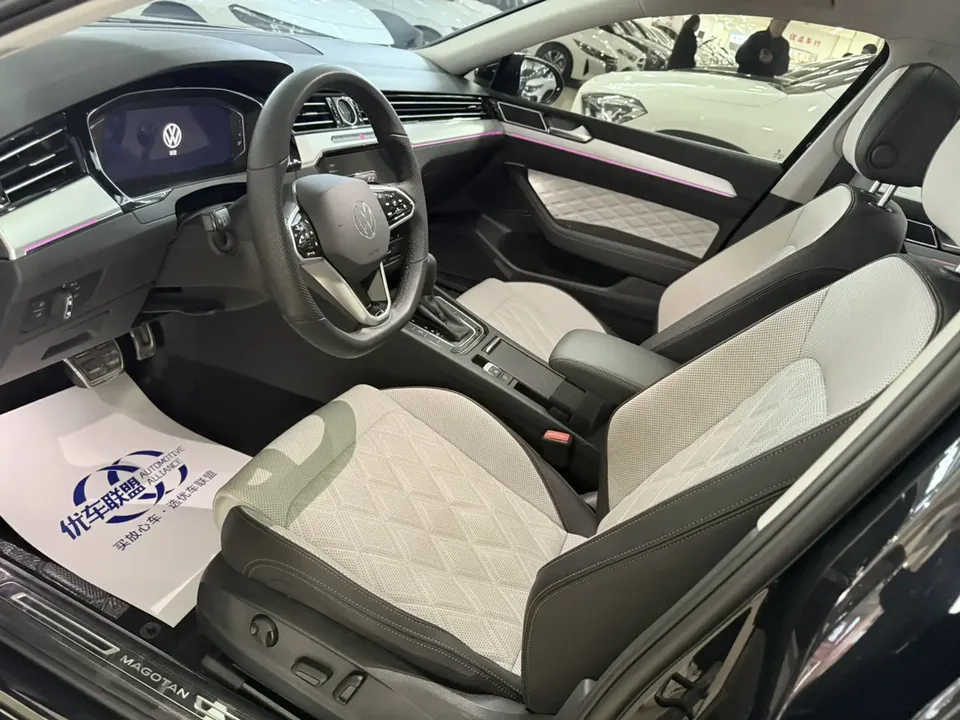 Volkswagen Magotan Magotan Magotan 2025 Public Edition 330TSI DSG Luxury Edition 2025 — thumbnail 5