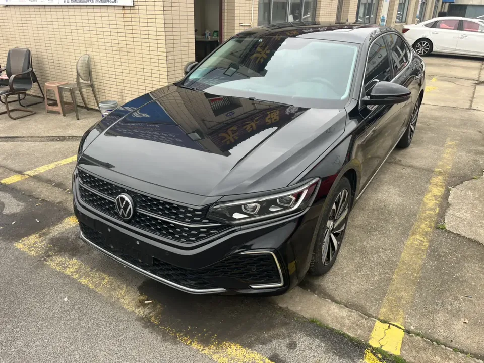 Volkswagen Passat 2022