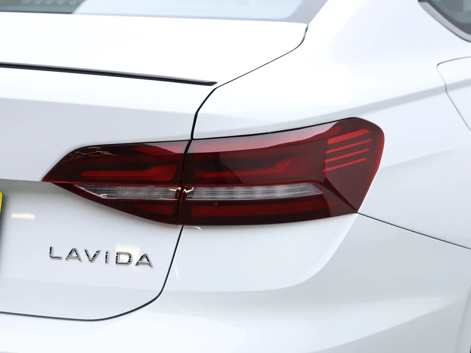 Volkswagen Lavida Lavida 2024 300TSI DSG Starry Sky Leading Edition 2024 — миниатюра 4