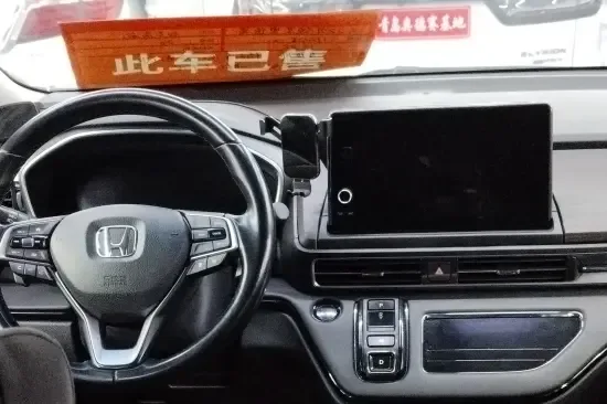 Honda Odyssey Odyssey 2022 2.0L RuiLingxiang Edition 2022 — миниатюра 3