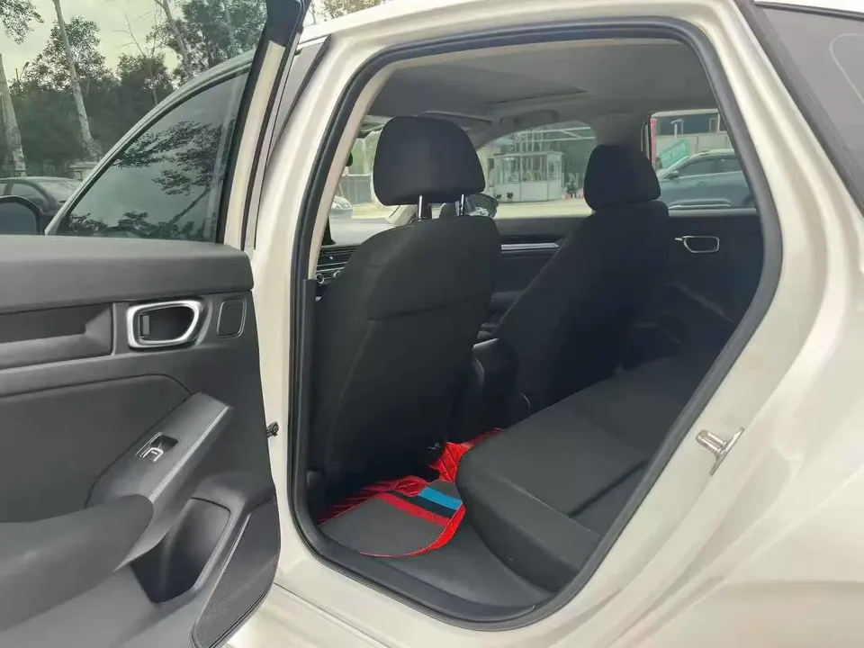 Honda CIVIC Civic Civic 240TURBO CVT Dynamic C-position Customer Special Edition 2023 — thumbnail 3
