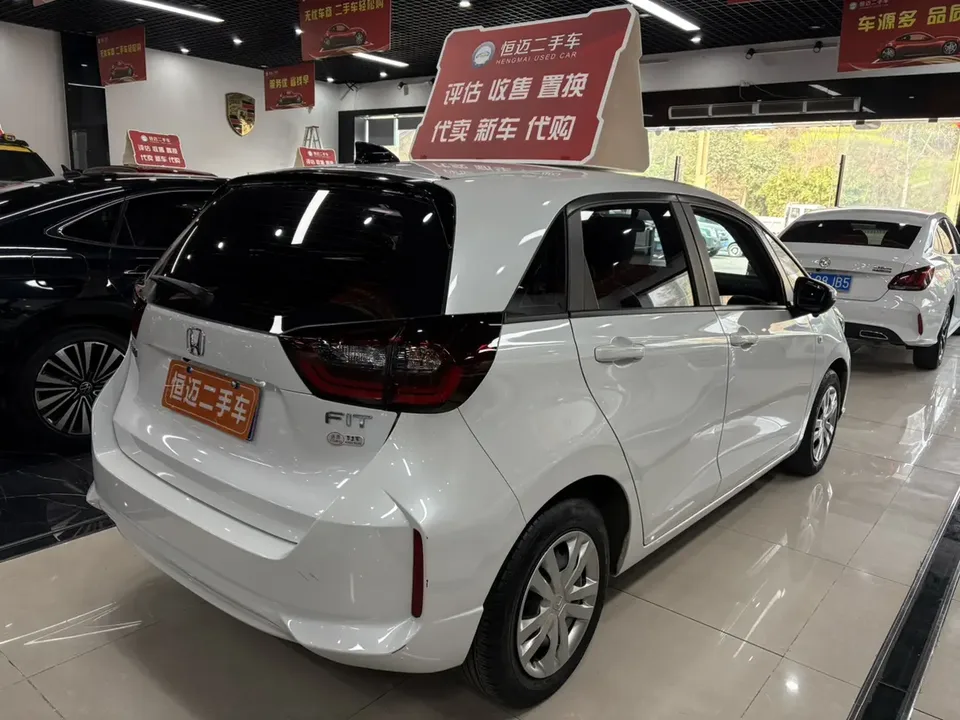 Honda FIT Fit 1.5L CVT Trendy Edition 2024 — thumbnail 2