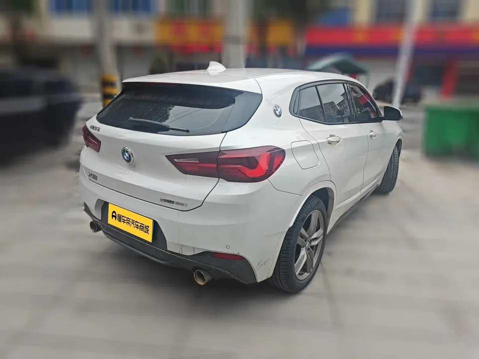 BMW X2 sDrive25i M Sport Package 2022 — миниатюра 4
