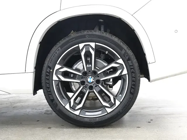 BMW X1 sDrive25Li M Sport Package 2023 — миниатюра 5