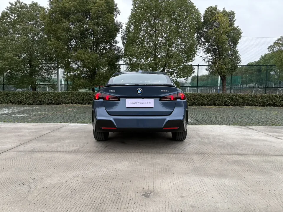 BMW 2 Series 225L M Sport Night Edition 2025 — миниатюра 4