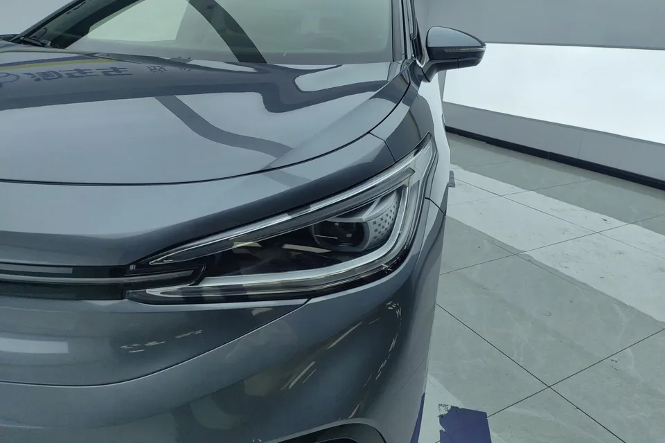 Volkswagen ID.4X 2023
