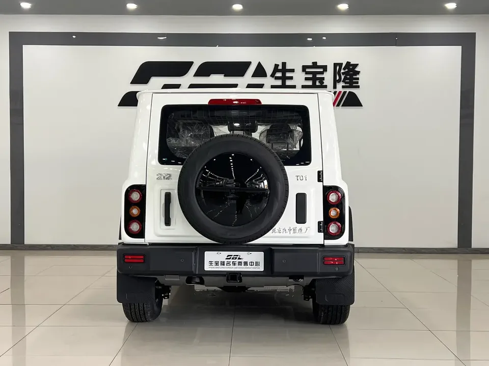 212 T01 212 T01 2024 2.0T Explorer 2026 — thumbnail 5
