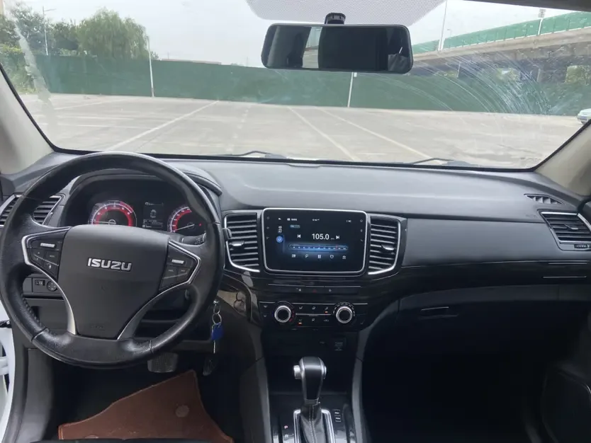 Isuzu Suzutaku 2.5T two-wheel drive automatic flagship version National VI extended version JE4D25Q6A 2022 — миниатюра 5