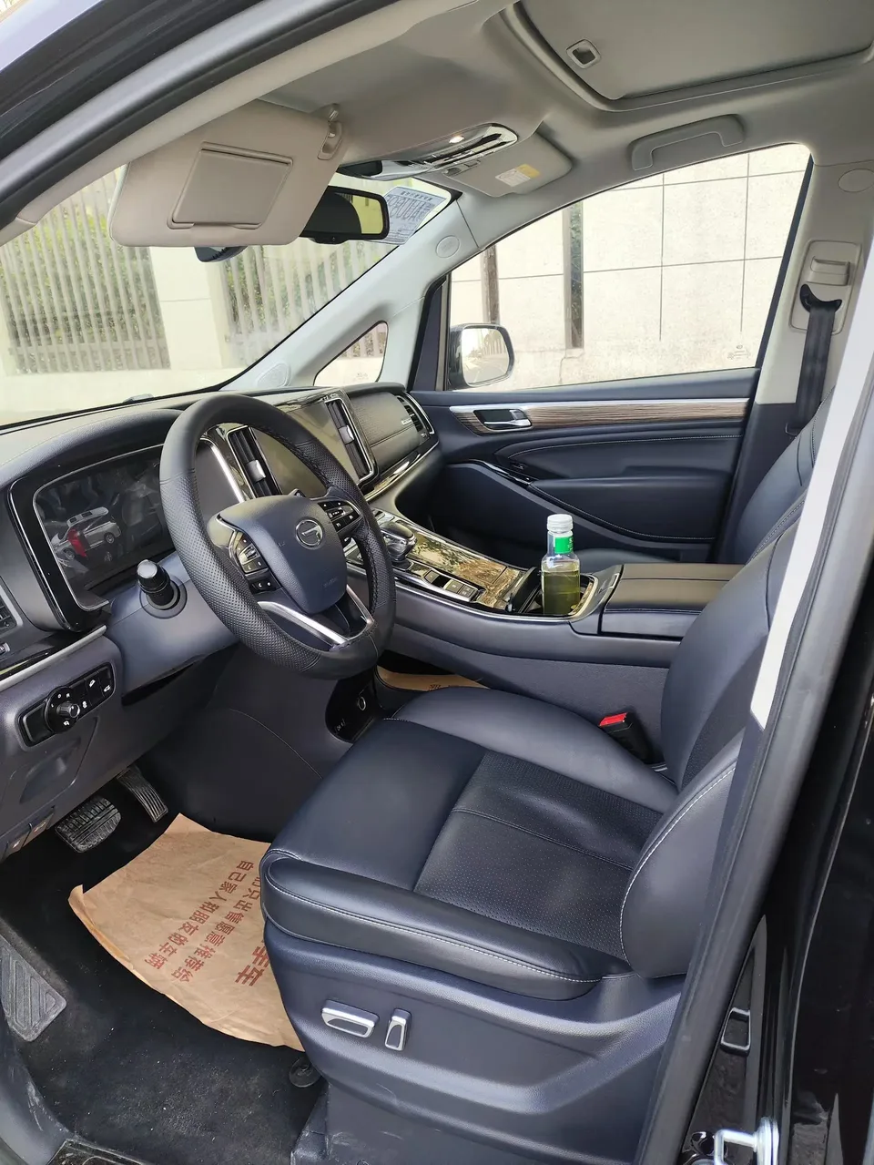 GAC Trumpchi M8 Trumpchi M8 2023 Lingxiu Series 390T Premium Edition 2022 — миниатюра 4