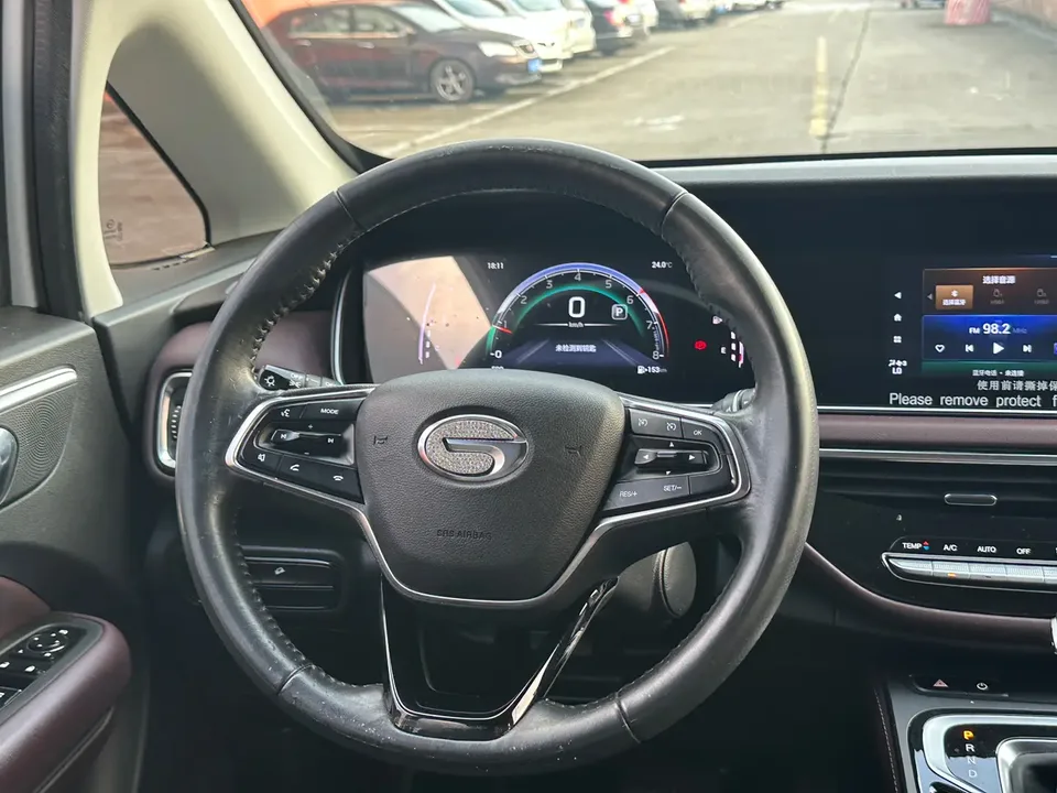 GAC Trumpchi M6 Trumpchi M6 2021 270T Automatic Luxury Edition 7 Seaters 2022 — миниатюра 4