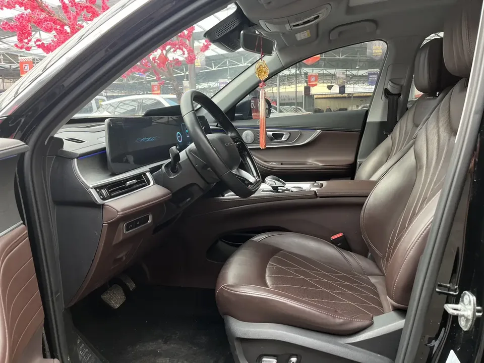Chery Tiggo 8 Pro 290T two-wheel drive interstellar version 5 seats 2023 — миниатюра 5