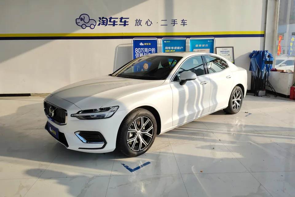 Volvo S60 2026