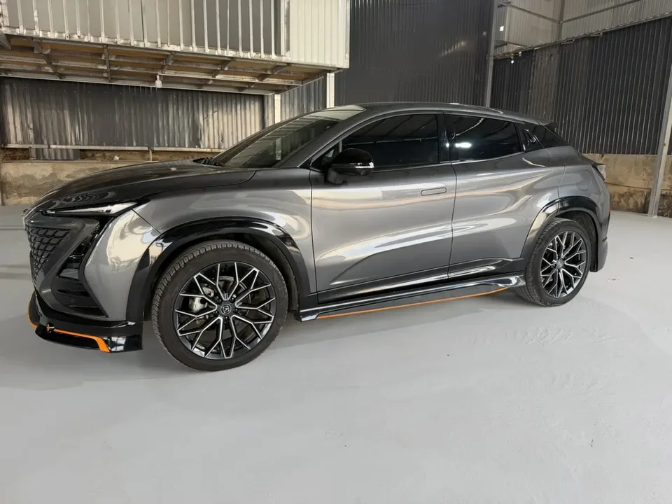 Changan UNI-T second generation 1.5T sports version flagship model 2023 — миниатюра 4