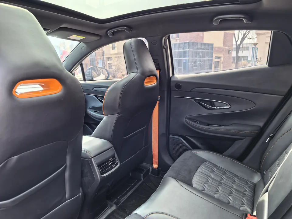 Changan UNI-T 1.5T Smart Pilot Edition 2022 — миниатюра 3