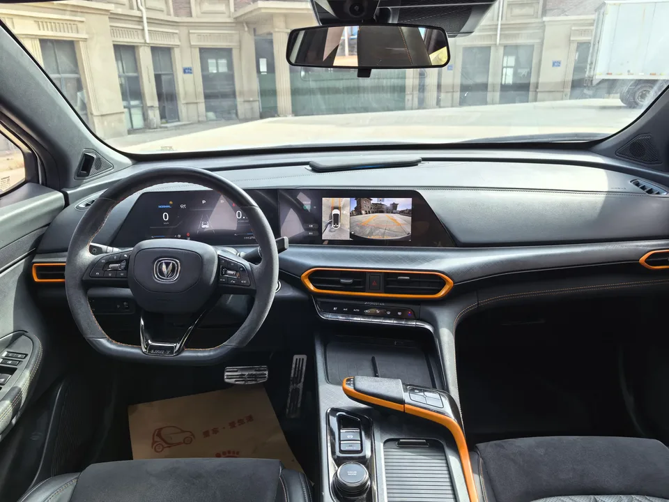 Changan UNI-T 1.5T Smart Pilot Edition 2022 — миниатюра 5