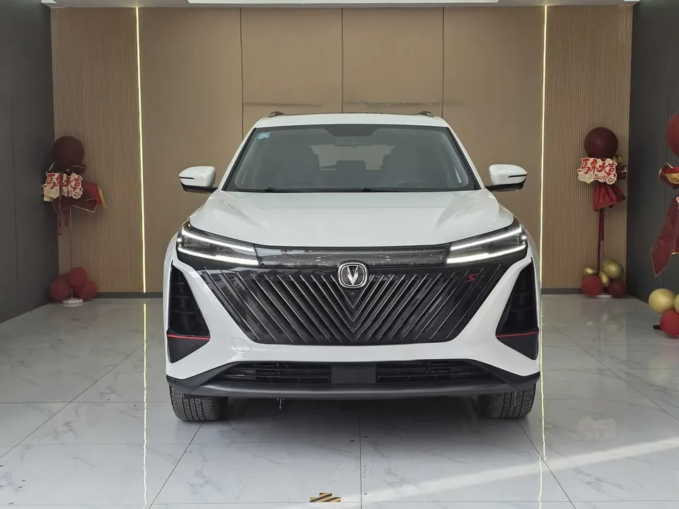 Changan CS75PLUS Second Generation 2.0T Automatic Premium Edition 2023 — миниатюра 2