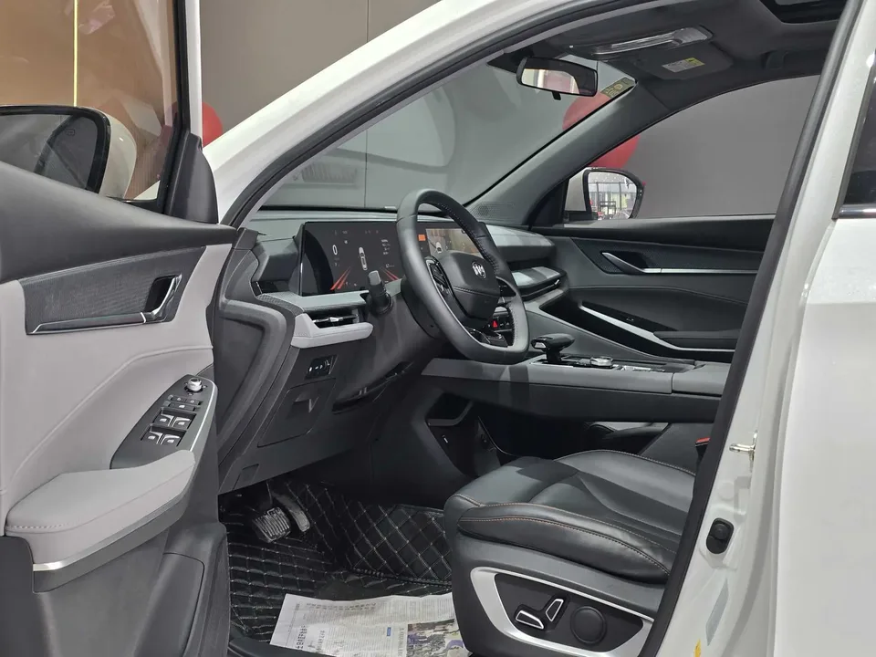 Changan CS75PLUS Second Generation 2.0T Automatic Premium Edition 2023 — миниатюра 4