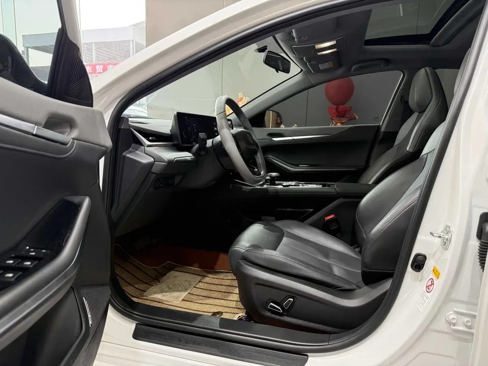 Changan Ruicheng PLUS Ruicheng PLUS 2023 1.5T DCT Premium Edition 2023 — миниатюра 5