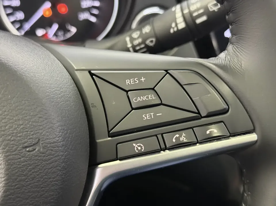Nissan Qashqai Qashqai 2022 2.0L XV Prem. Deluxe Edition 2022 — thumbnail 3