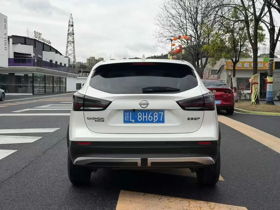 Nissan Qashqai Qashqai 2025 Honor 2.0L CVT XV True Heart Edition 2025 — миниатюра 2