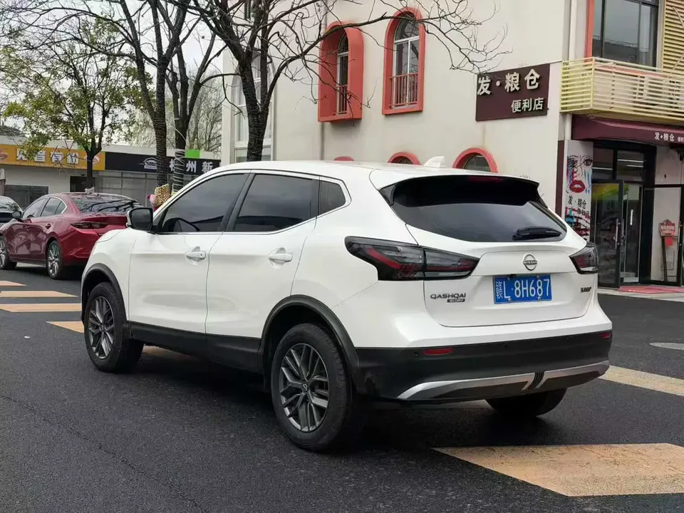 Nissan Qashqai Qashqai 2025 Honor 2.0L CVT XV True Heart Edition 2025 — миниатюра 4
