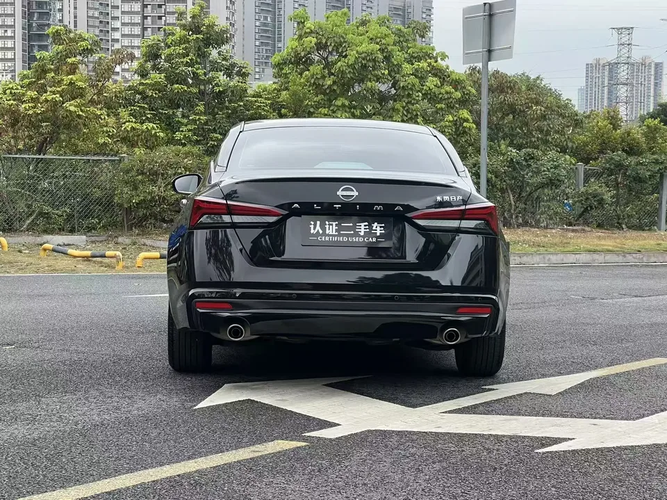 Nissan Altima Teana 2.0L XL-TLS Enjoy Edition 2025 — миниатюра 2