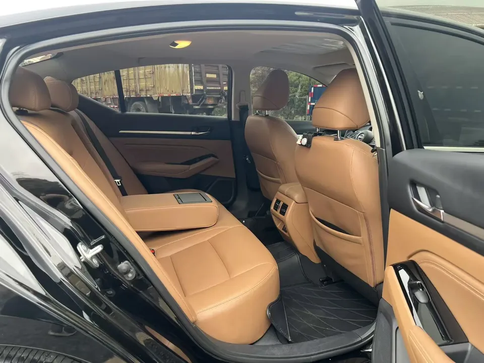 Nissan Altima Teana 2.0L XL-TLS Enjoy Edition 2025 — миниатюра 5