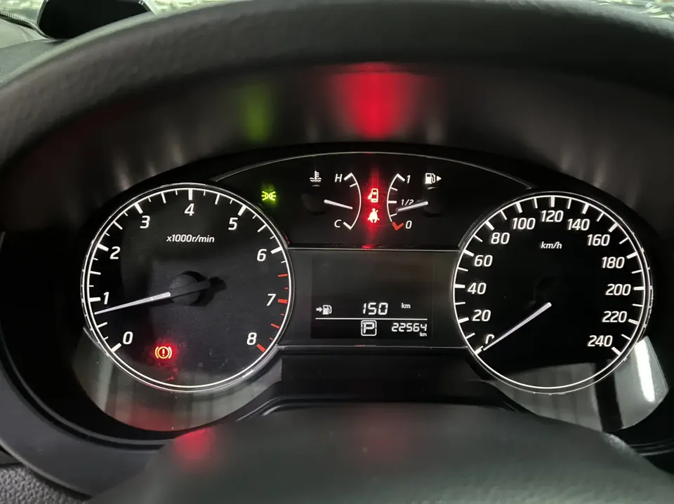 Nissan Tiida Tiida 2021 Tiida 2021 1.6L CVT Cool Edition 2022 — миниатюра 5