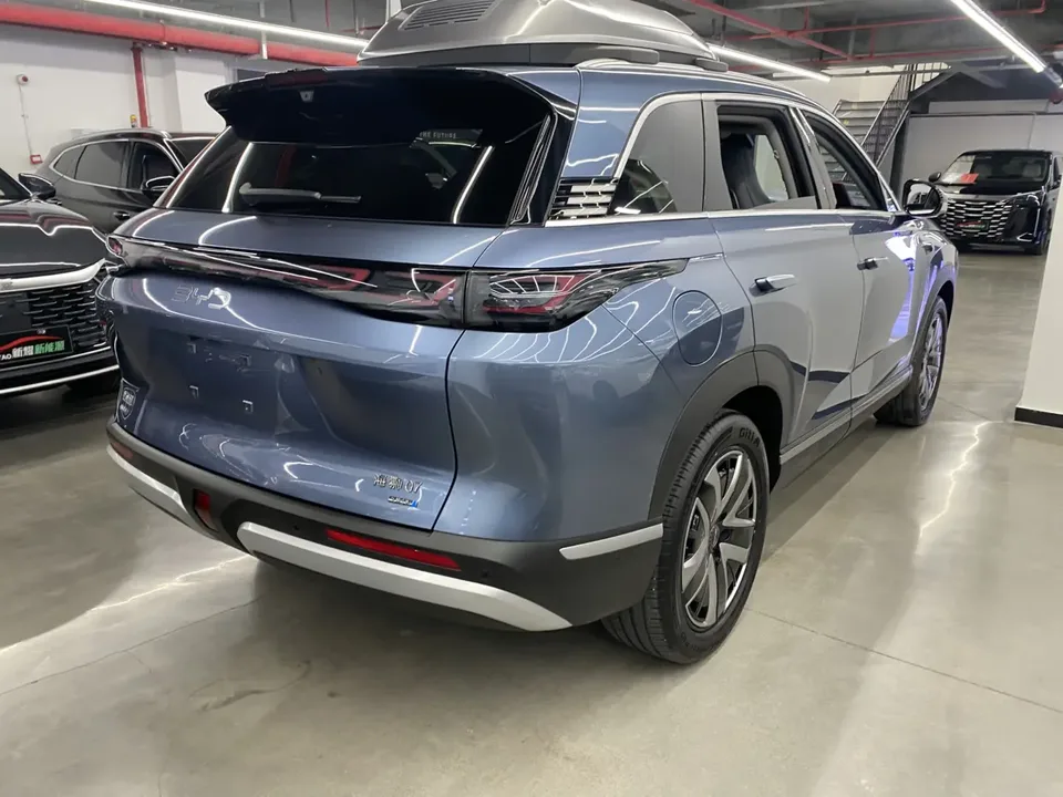 BYD Sea Lion 07DM DM-i 150KM Pilot+ Edition 2025 — миниатюра 2