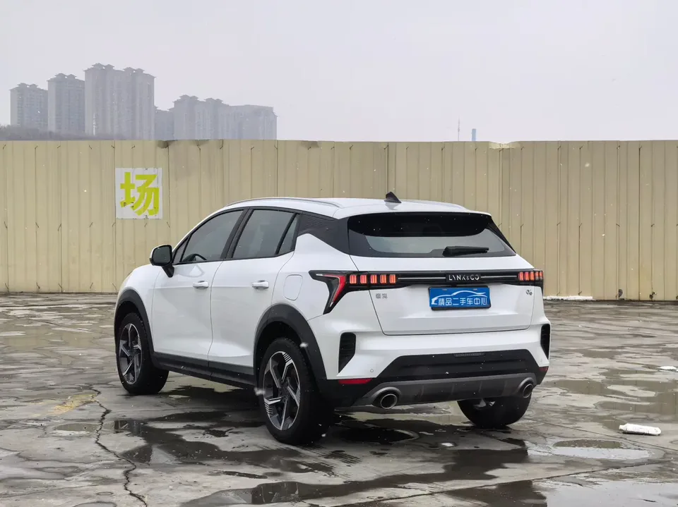 Lynk & Co 06 Lynk & Co 06 2023 Remix 1.5T Halo 2023 — миниатюра 4