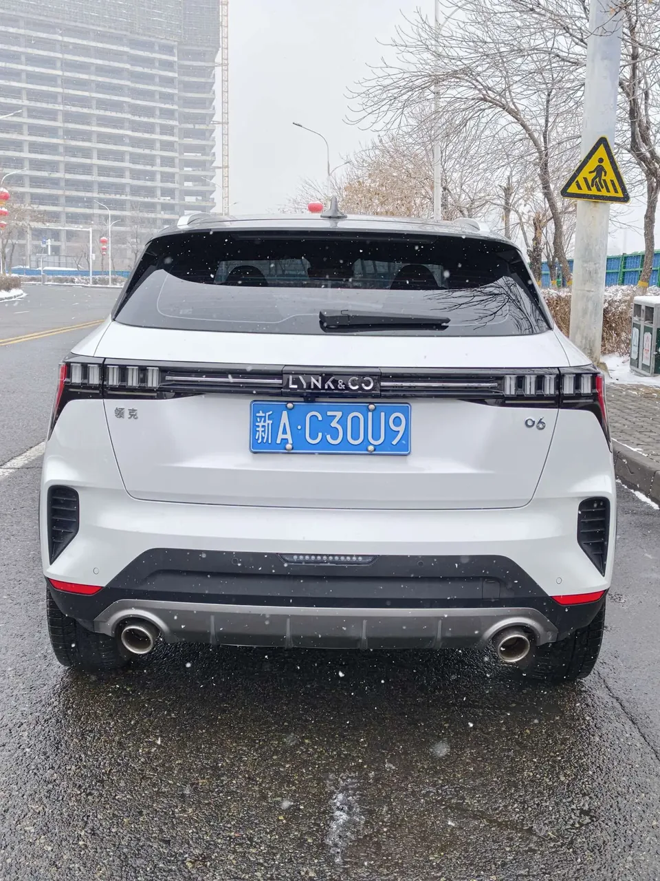 Lynk & Co 06 Lynk & Co 06 2023 Remix 1.5T JinHalo 2024 — thumbnail 5
