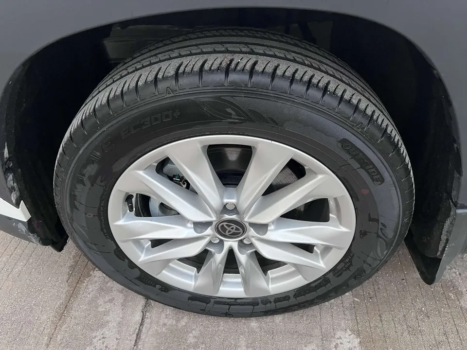 Toyota CorollaCross 2.0L CVT Elite Edition 2025 — миниатюра 3