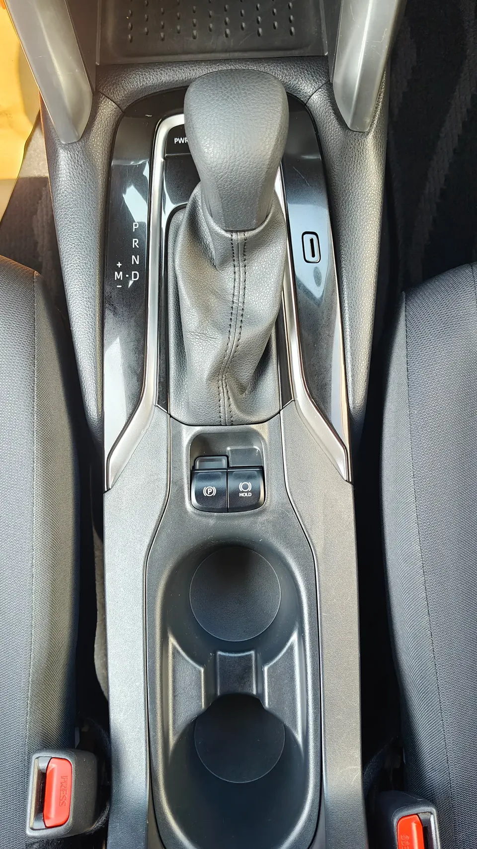 Toyota CorollaCross 2.0L CVT Elite Edition 2024 — миниатюра 4