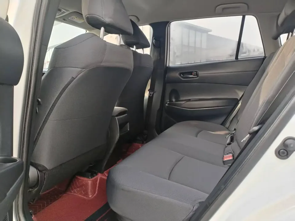 Toyota CorollaCross 2.0L Intelligent Electric Hybrid Dual Engine Pioneer Edition 2024 — миниатюра 3