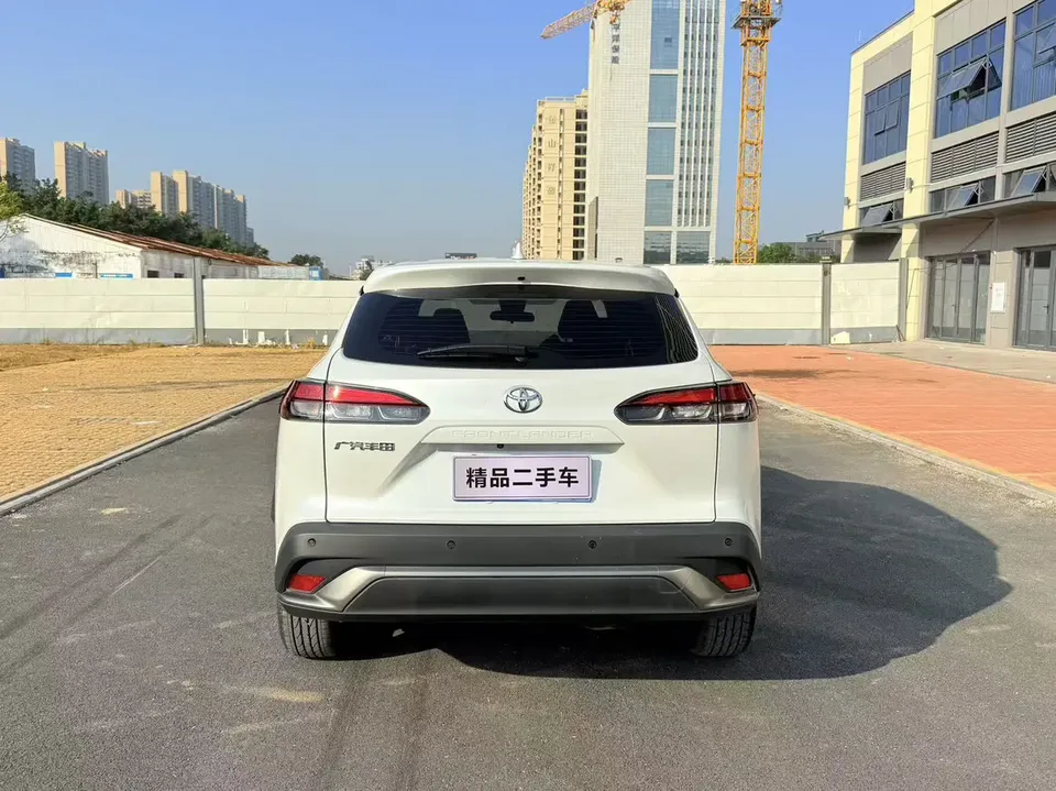 Toyota Frontlander 2.0L CVT Elite Edition 2023 — миниатюра 2