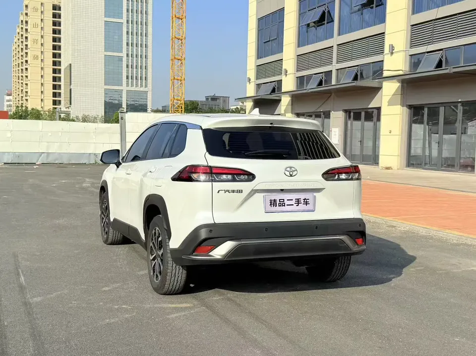 Toyota Frontlander 2.0L CVT Elite Edition 2023 — миниатюра 4