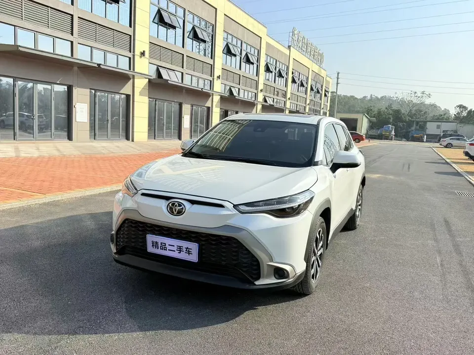 Toyota Frontlander 2023