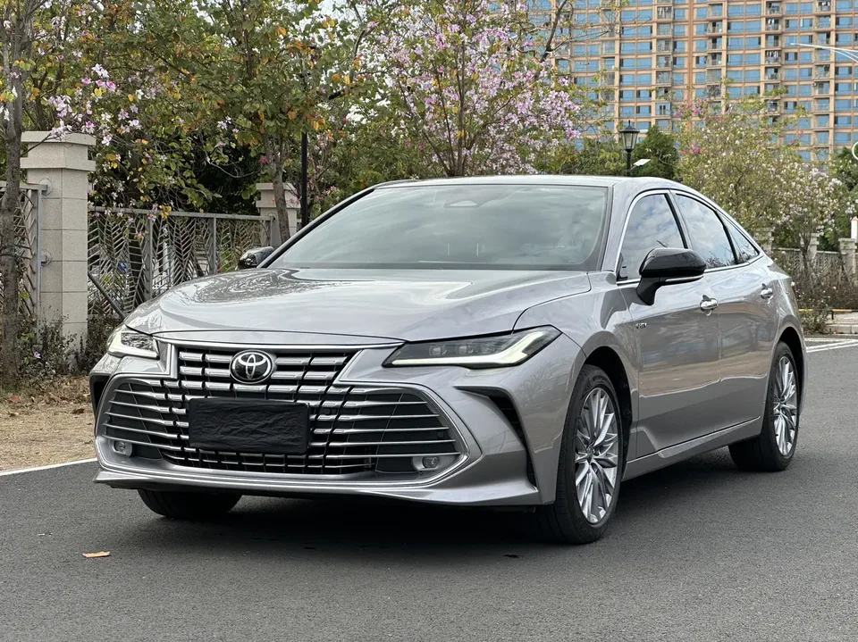Toyota Avalon 2025