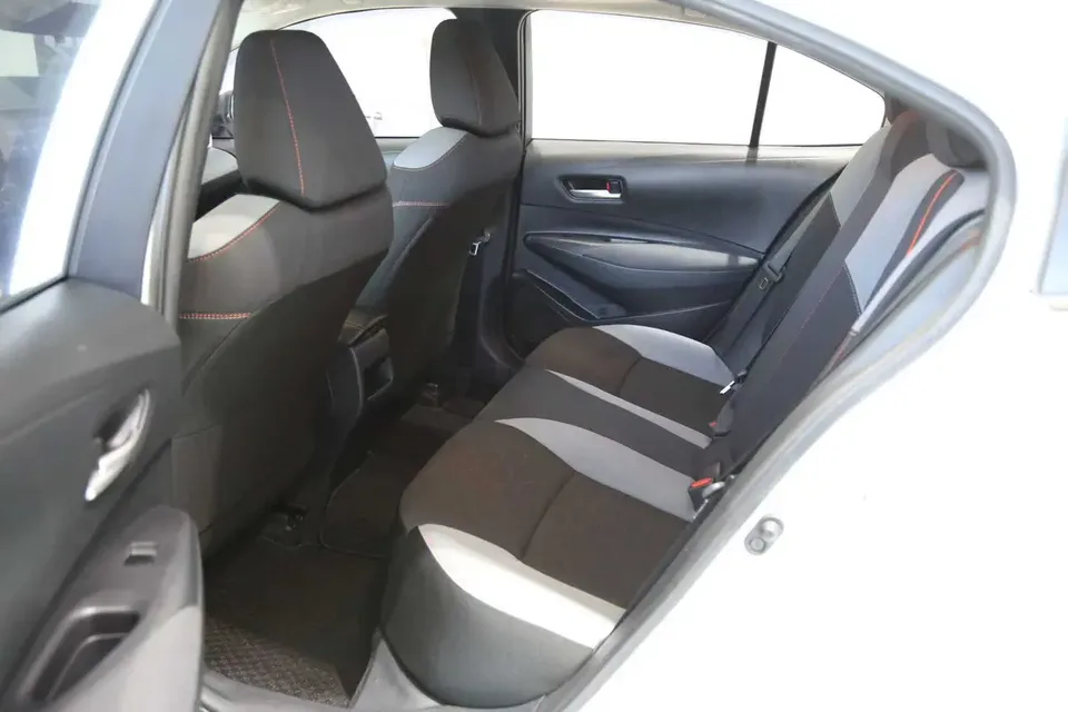 Toyota Corolla Corolla 2021 1.2T S-CVT Elite Edition 2022 — миниатюра 4