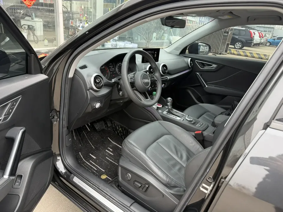 Audi Q2L Audi Q2L 2022 35 TFSI Fashionable and Elegant 2022 — миниатюра 4
